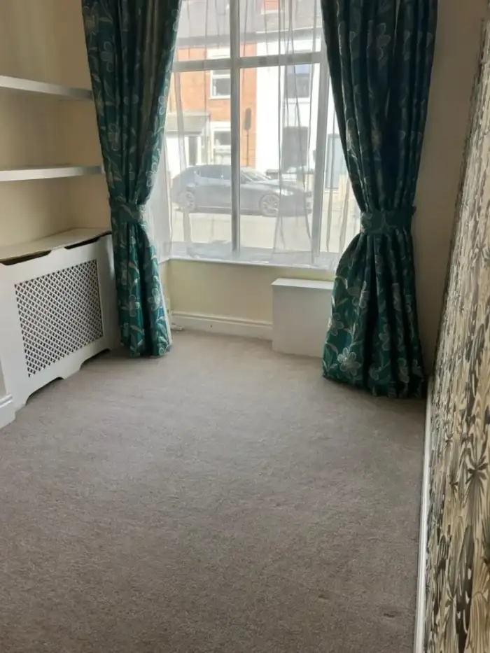 After-hours office cleaning London
